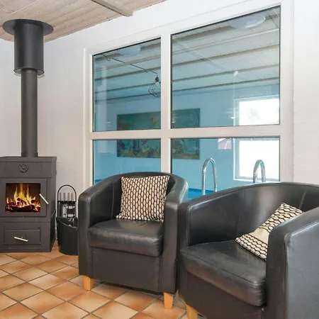 Luxury Pool House Near - By Traum Dom wakacyjny *