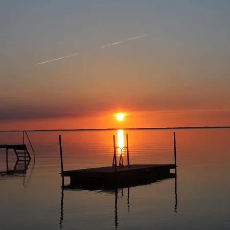 Luxury Pool House Near - By Traum Dom wakacyjny